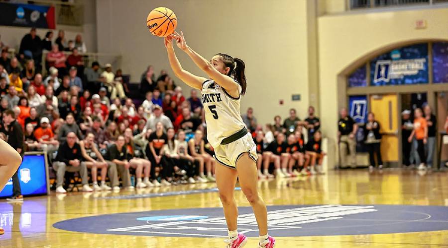 Smith College's Ally Yamada takes a jump shot against Wartburg during the semifinals of the NCAA Div. III Women's Basketball Championship in Columbus, Ohio on Thursday.