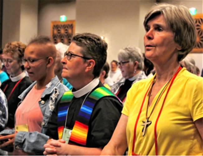 The Rev. Vicki Ix (center) attending LGBTQIA+ services at the General Convention of The Episcopal Church, Austin, Texas, 2018.