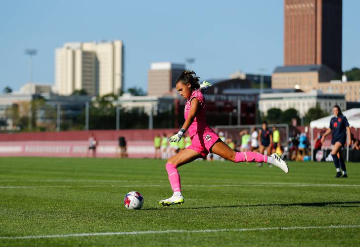 UMass goalkeeper Bella Mendoza (0) clears the ball out of the box against Syracuse last season in Amherst.