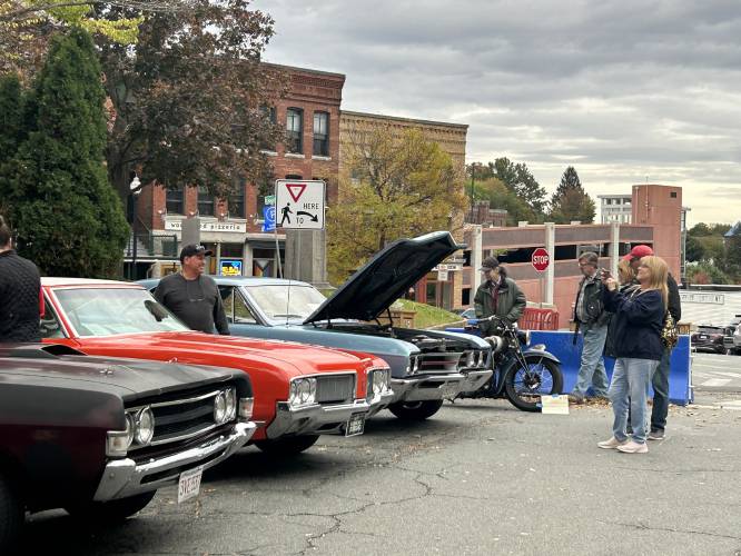 Residents check out antique vehicles during a previous Vintage Days in Greenfield. This year’s car show will be held Saturday from 1:30 to 4:30 p.m. at Mohawk Mall.