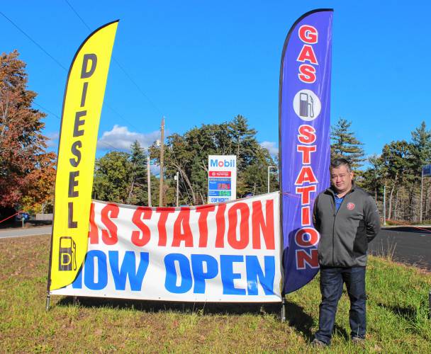 Marshall Royce, owner of Cha’s Convenience Store, opened a gas station at 860 Manning Hill Road in Winchester, New Hampshire, a month ago. This is one-tenth of a mile from the state line with Northfield, Massachusetts, which has not been the home of a gas station in years. The plan is to move the longtime convenience store at 841 Manning Hill Road across the street in approximately three to four weeks.